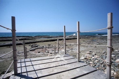 Вулканический пляж между Айя Марина и Неа Диммата, Кипр