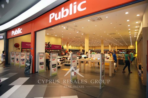 Магазин электроники Паблик в торговом центре Пафоса, Кипр