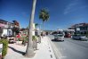 Авеню Корал Бэй - все от кафе и ресторанов до супермаркетов и ювелирных магазинов, Кипр